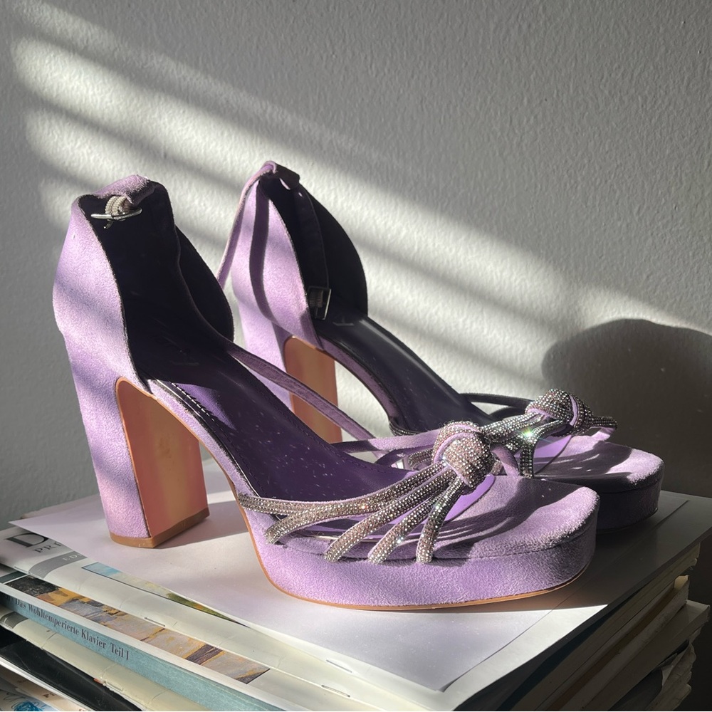 Vivian NY Lavender Platform Heels Rhinestone Bow 4.5”